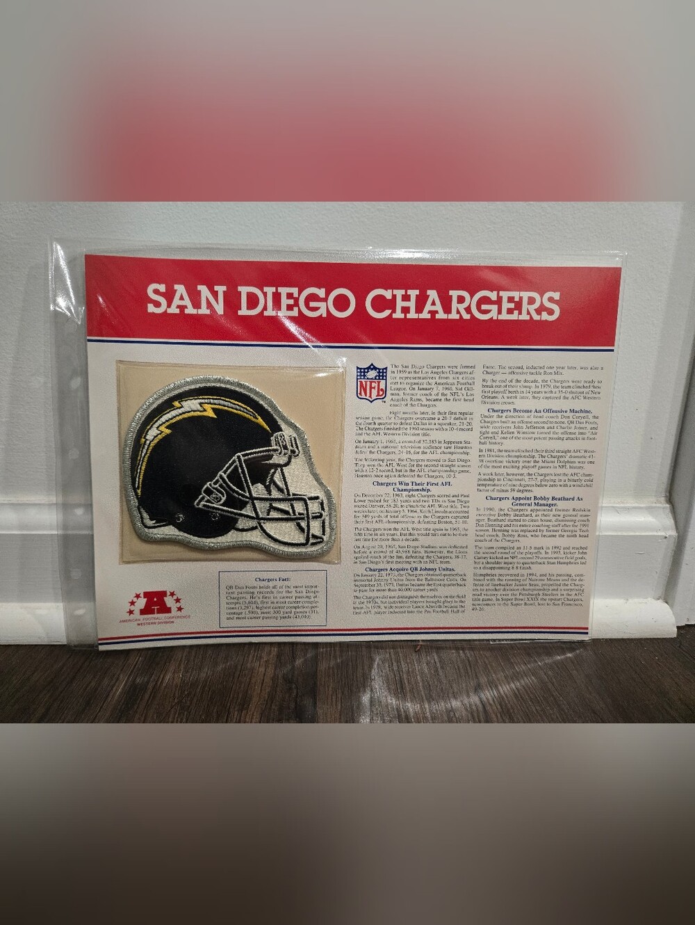 VINTAGE NFL 1985 SAN DIEGO CHARGERS COLLECTORS PATCH w / HISTORY CARD